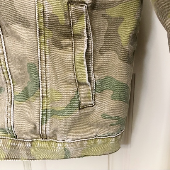 Free People x one teaspoon | Safari Camo Embroidered Collar Bandits Jean Jacket - Picture 7 of 16